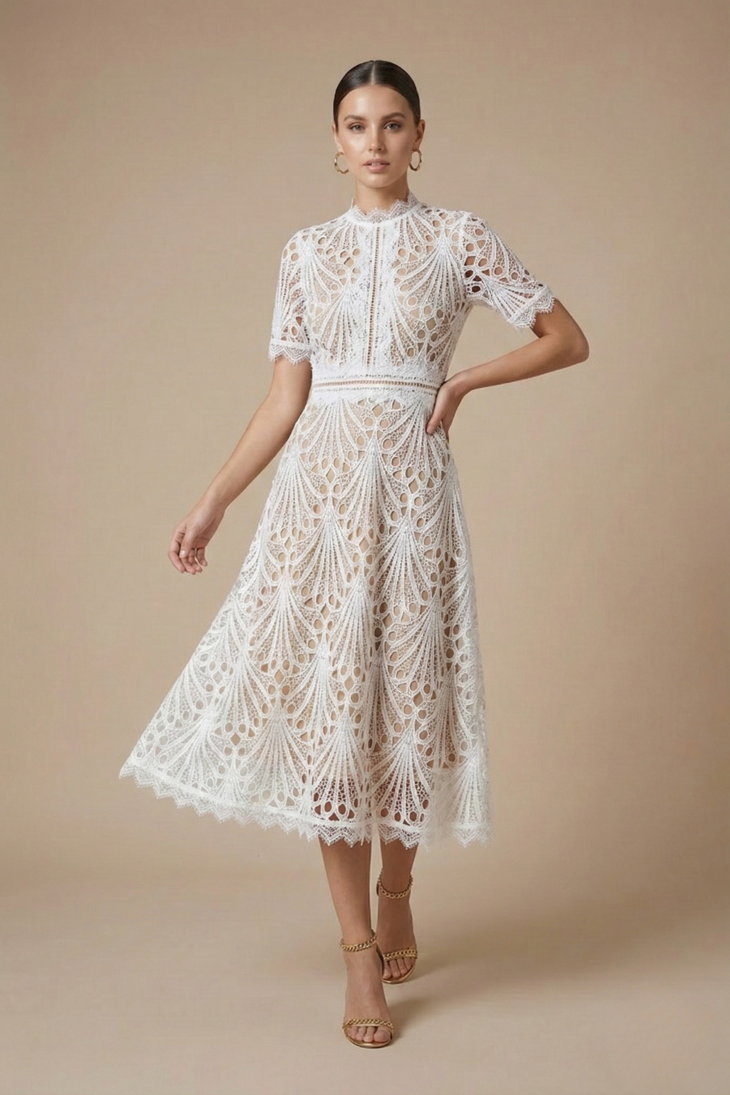 Ismerie | Festive Lace Midi Dress
