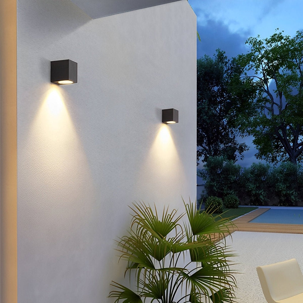 Contemporary Black Aluminum Outdoor Wall Lights | Waterproof LED Garden Lighting for Courtyards and Villa Facades 2