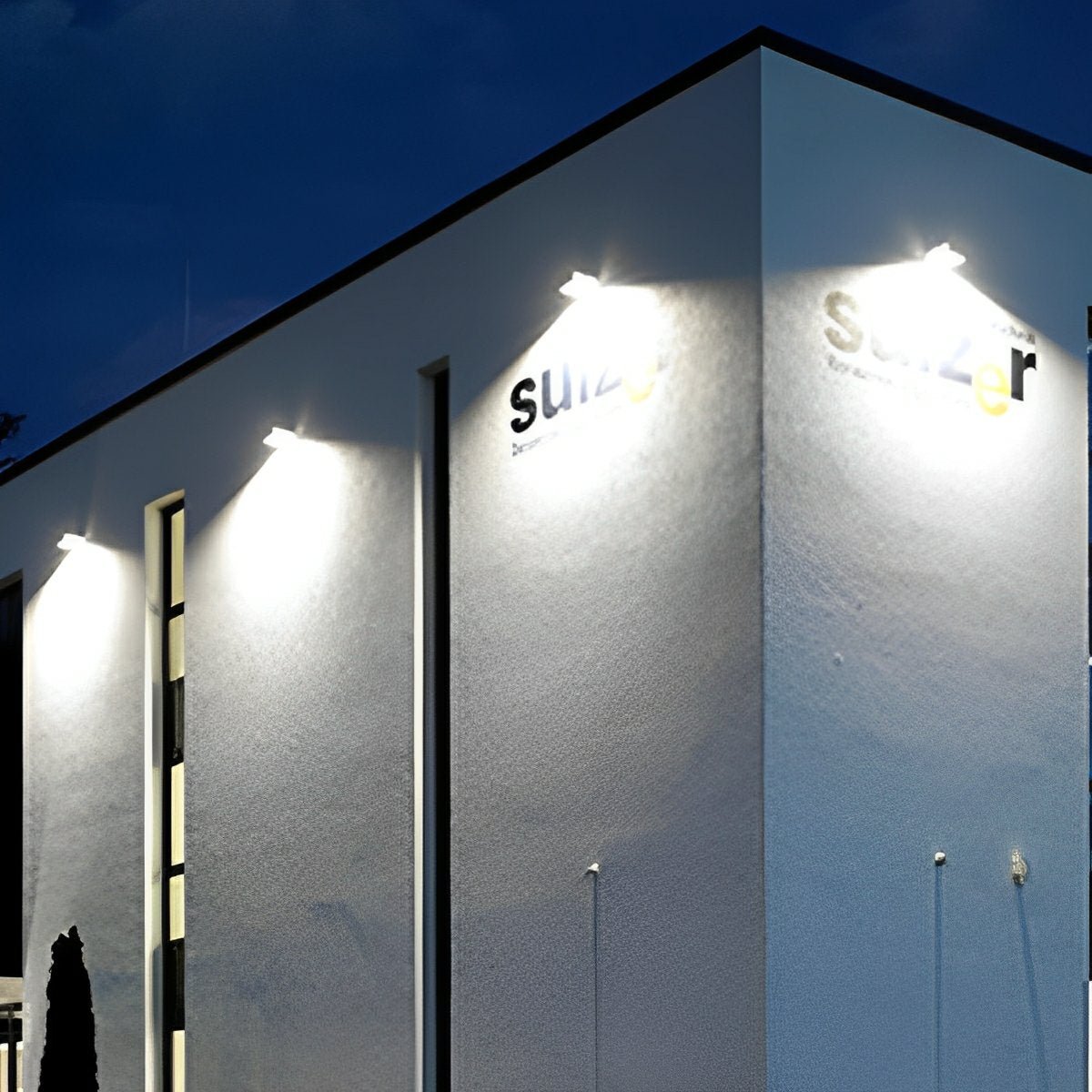 Industrial Gray Die-Cast Aluminum LED Flood Light | Waterproof Outdoor Lighting for Facades and Events 0