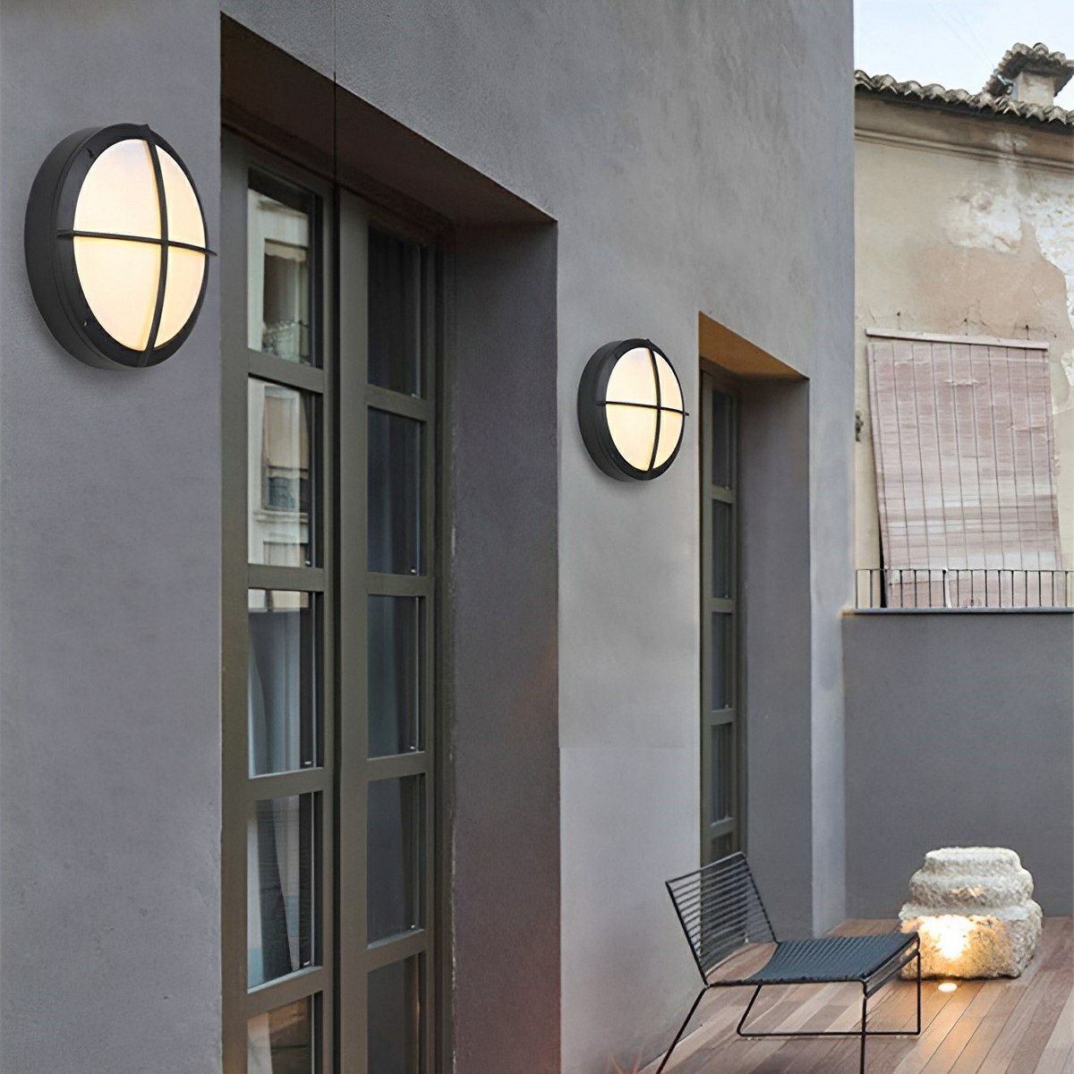 Modern Black Die-Cast Aluminum Outdoor Wall Sconce | Waterproof LED Light for Exterior Use 1