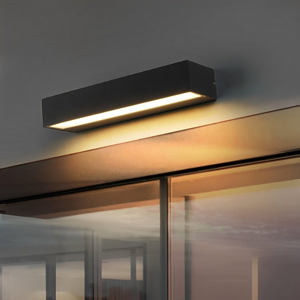 Modern Black Metal Outdoor Wall Lights | Waterproof LED Fixture for Balcony and Courtyard 1