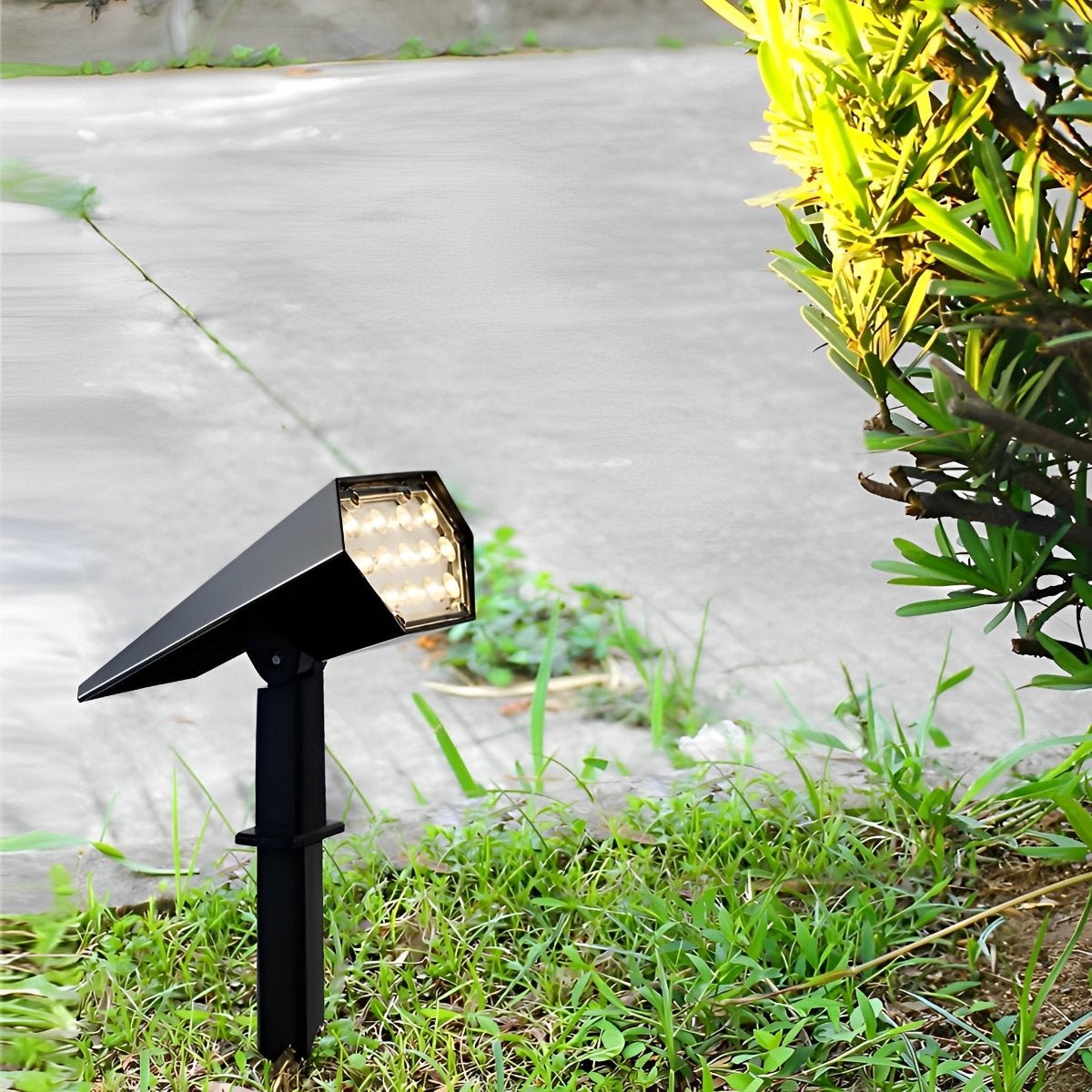 Modern Black Solar Powered Spotlight | Adjustable LED Outdoor Lighting for Garden 5