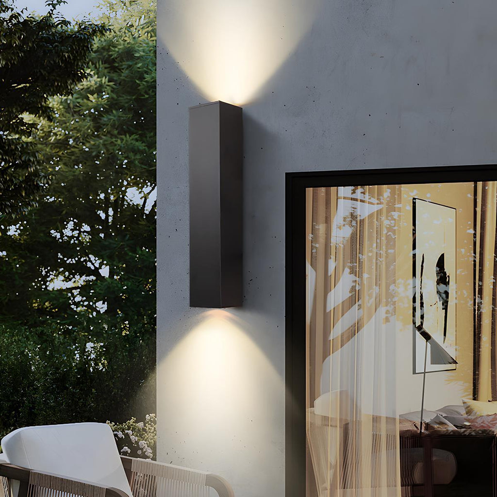 Modern Die-Cast Aluminium Outdoor Wall Sconce | Waterproof LED Light for Exterior Use 0