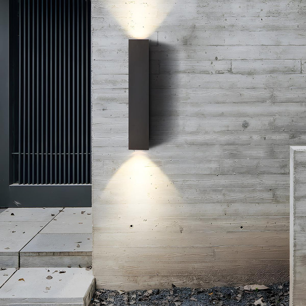 Modern Die-Cast Aluminium Outdoor Wall Sconce | Waterproof LED Light for Exterior Use 7