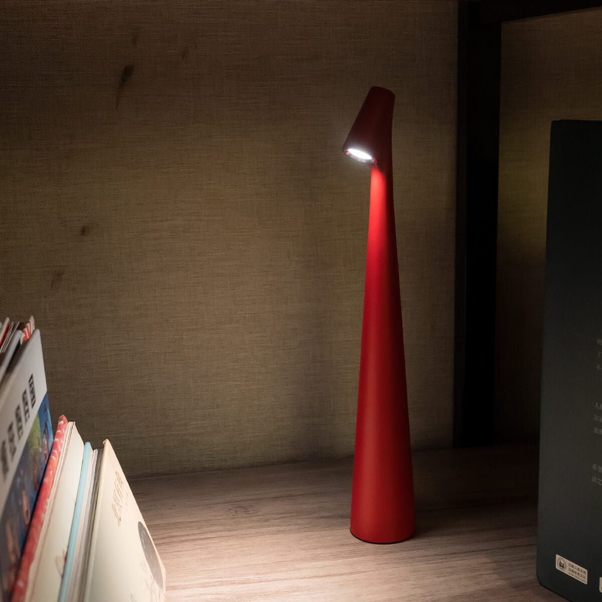 Modern Matte Aluminum Table Lamp | Touch Control Dimmable Battery Operated Light for Bedroom 3